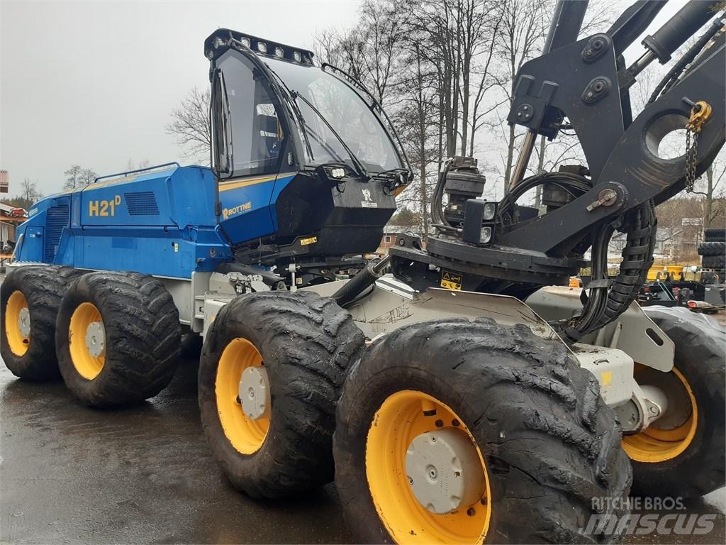 Rottne H21D Betakarítók