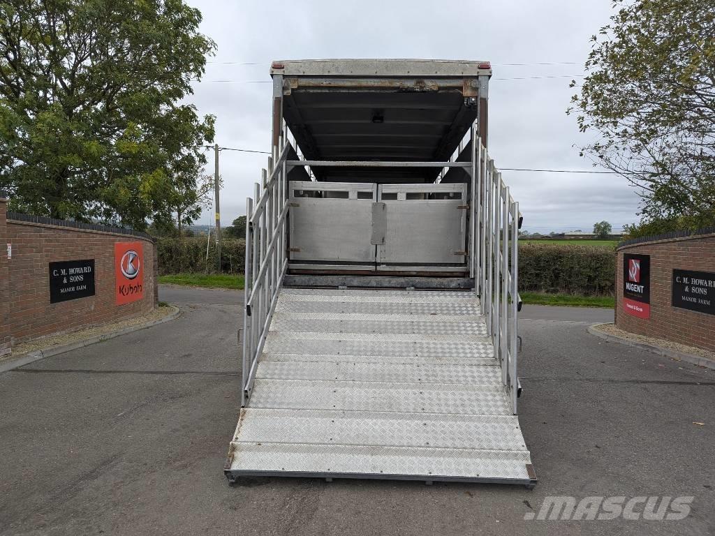 Mercedes-Benz 816 Dobozos teherautók