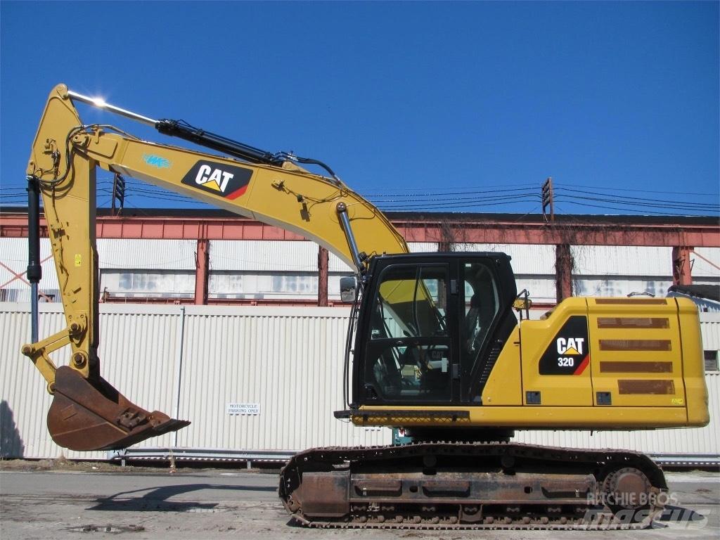 CAT 320 Lánctalpas kotrók