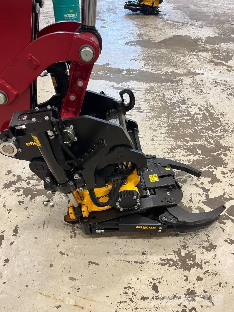 Yanmar B 95 W Gumikerekes kotrók