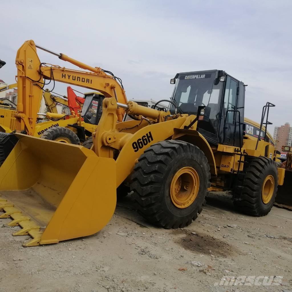 CAT 966  G Gumikerekes homlokrakodók