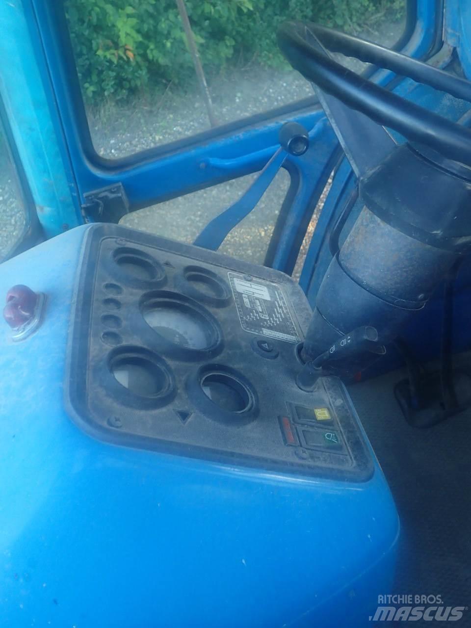 Ford 8210 Traktorok