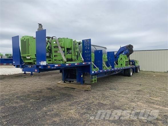  CRANEWORKS INC Mélybölcsős félpótkocsik