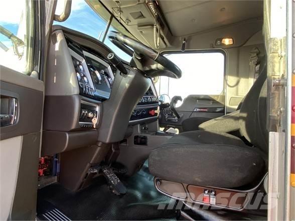 Kenworth T800 Nyergesvontatók