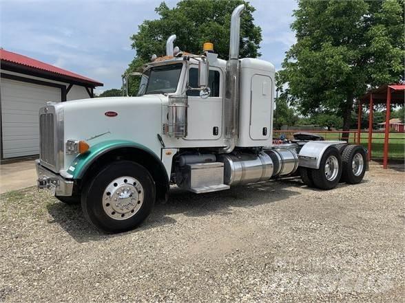 Peterbilt 367 Nyergesvontatók