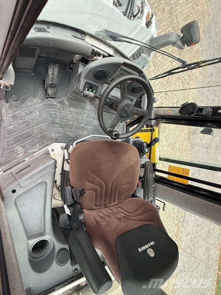 Liebherr L 538 Gumikerekes homlokrakodók