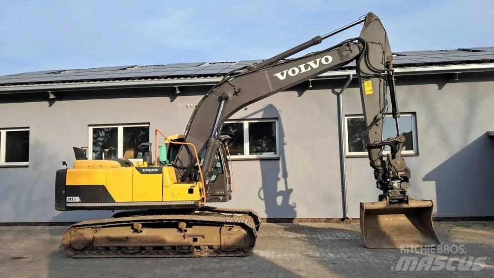 Volvo EC 220 DL Lánctalpas kotrók