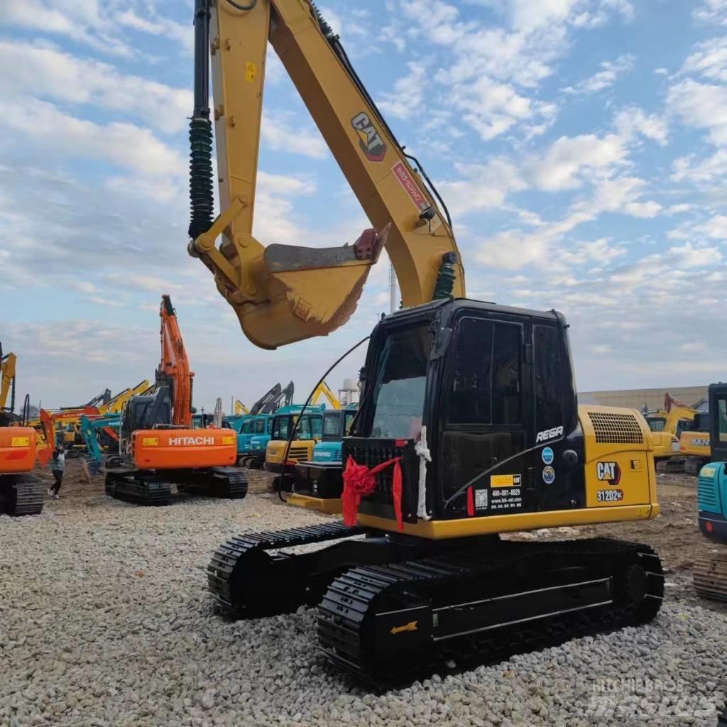 CAT 312 D2 Lánctalpas kotrók