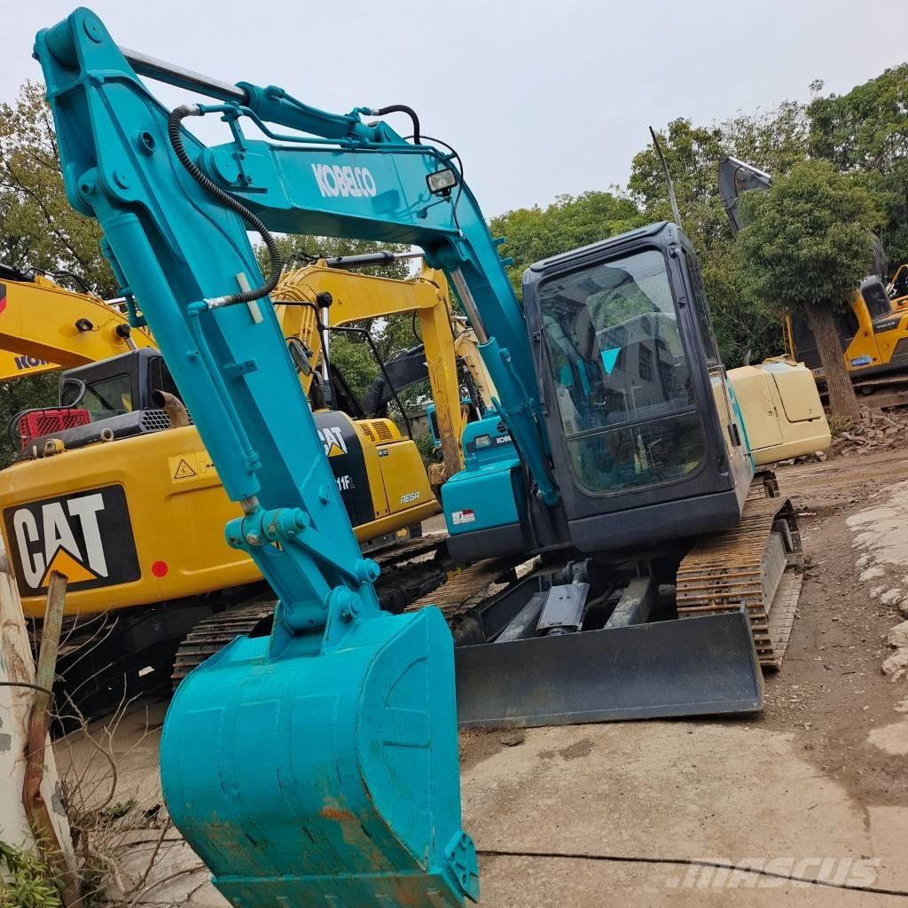 Kobelco SK 75 Lánctalpas kotrók