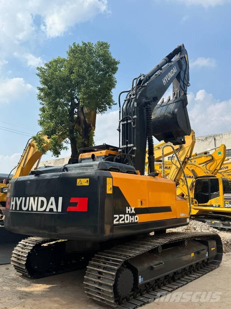 Hyundai HX220HD Lánctalpas kotrók