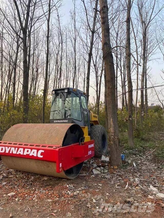 Dynapac CA301 Egydobos hengerek
