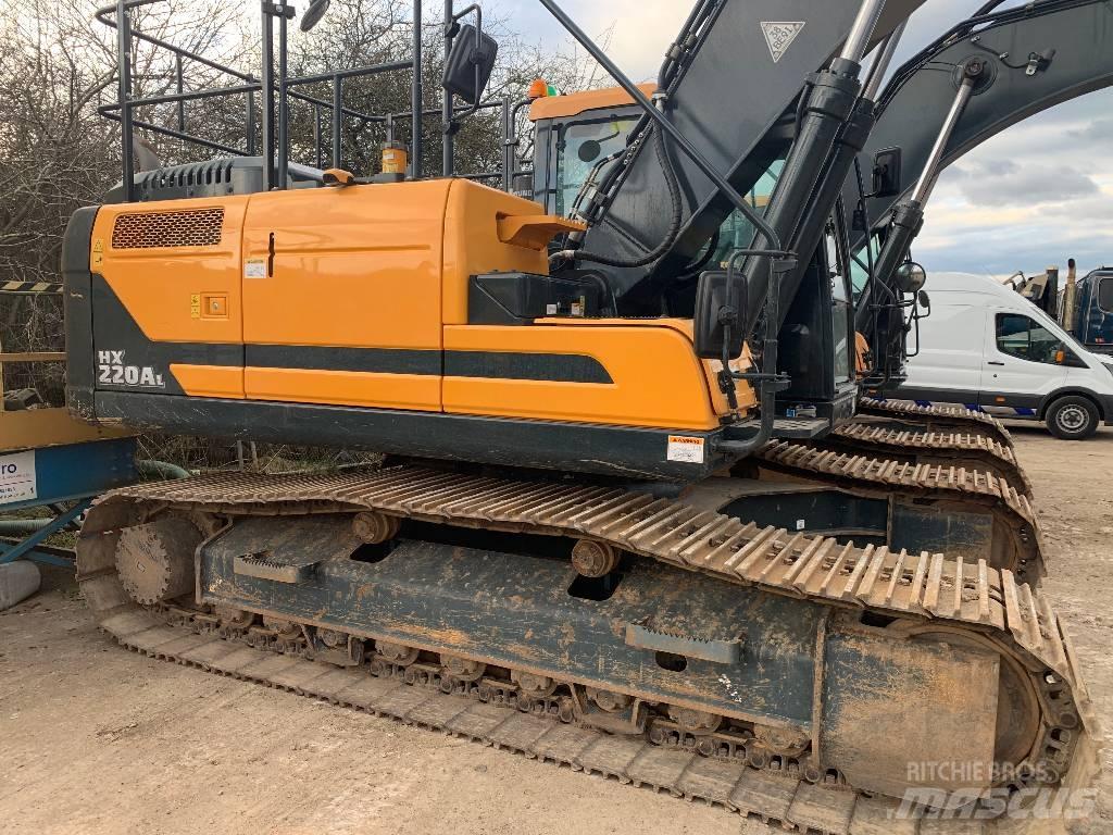 Hyundai HX220A L Lánctalpas kotrók