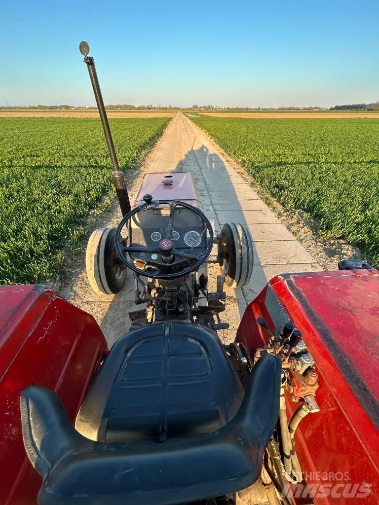 Massey Ferguson 240 Traktorok