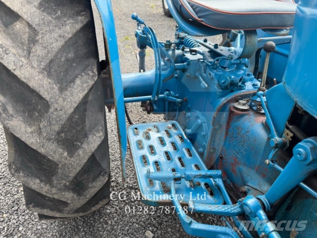 Fordson Dexta Traktorok