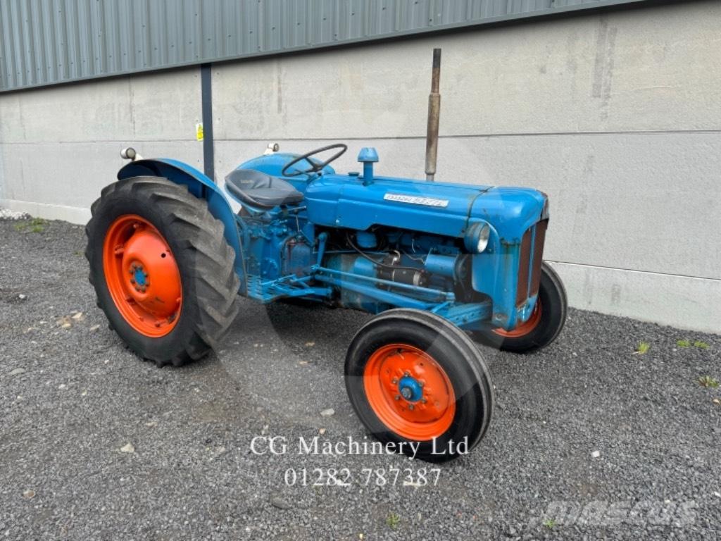 Fordson Dexta Traktorok