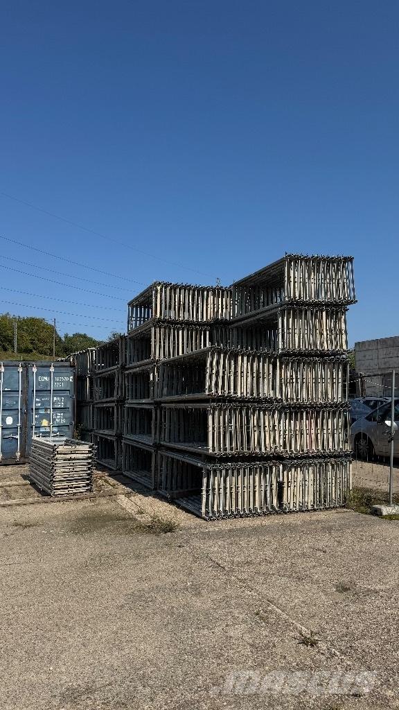  Rux Scaffolding Állvány felszerelések