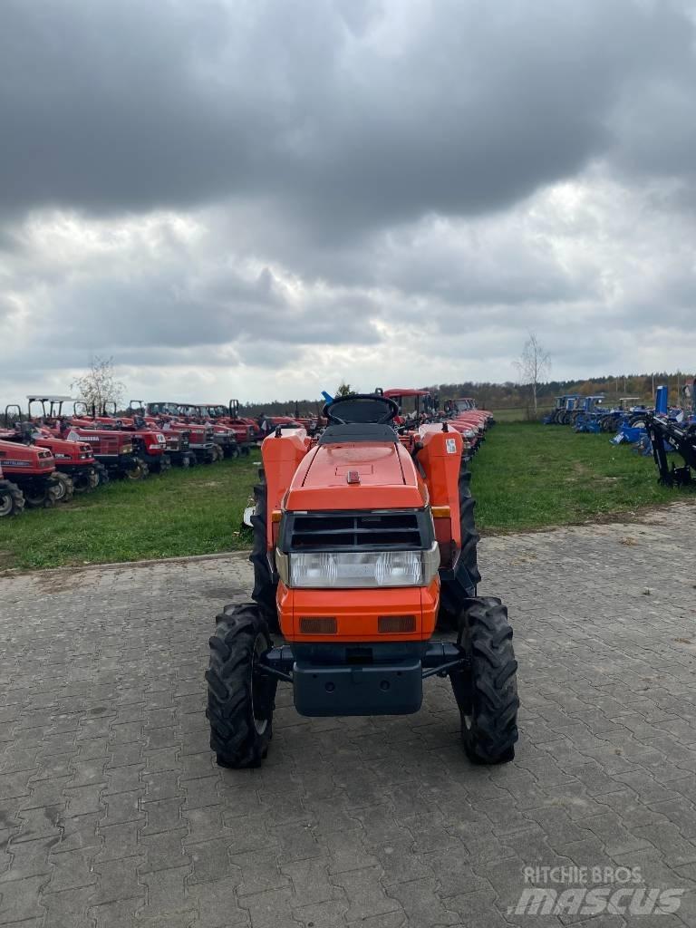 Kubota GL 23 Kompakt traktorok