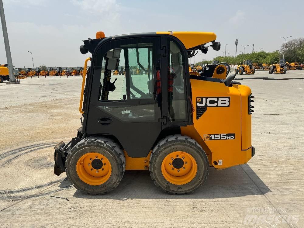 JCB 155 Kompaktrakodók