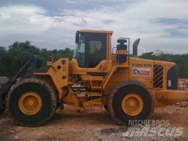 Volvo L180 Gumikerekes homlokrakodók