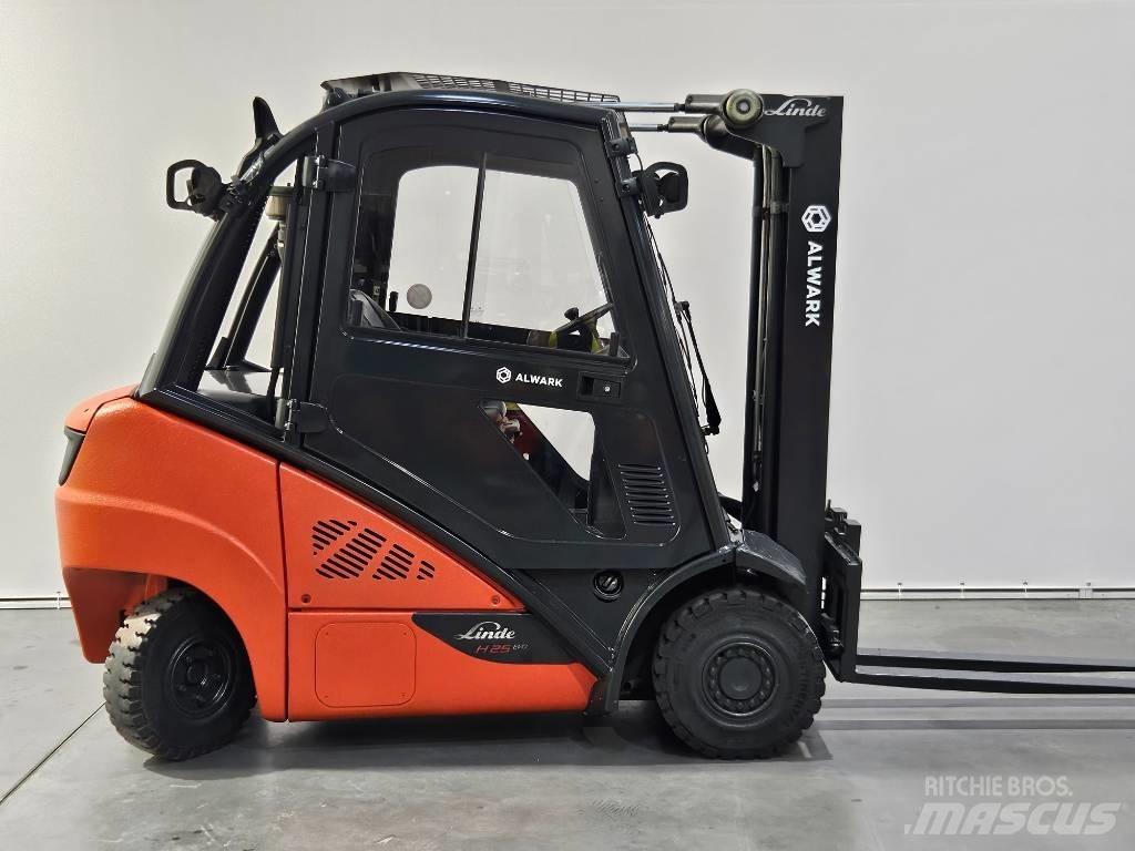 Linde H25D Dízel targoncák