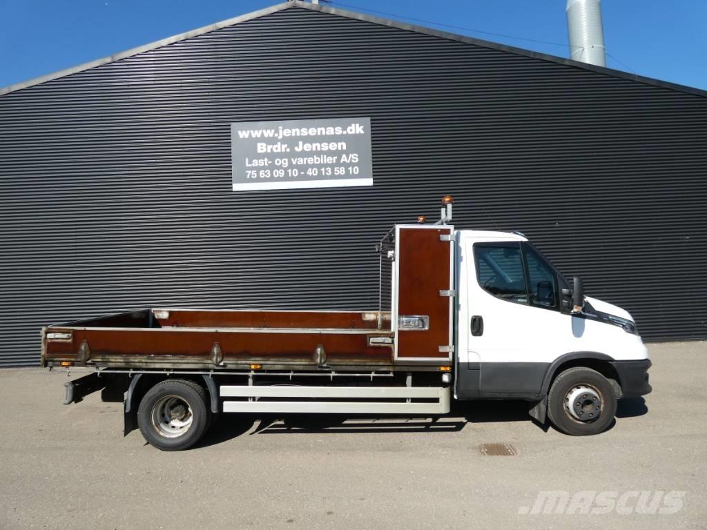 Iveco 70C 18 Platós / Ponyvás teherautók