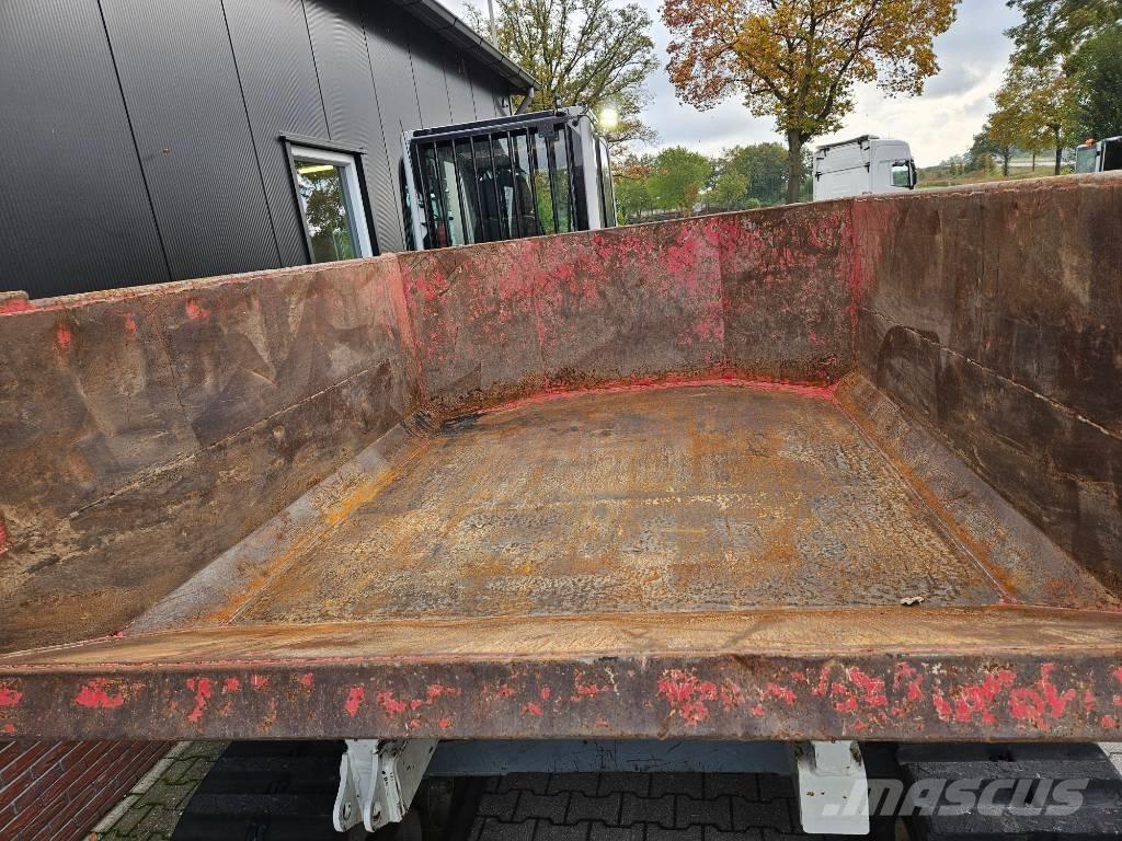 Takeuchi TCR50-2 Lánctalpas dömperek