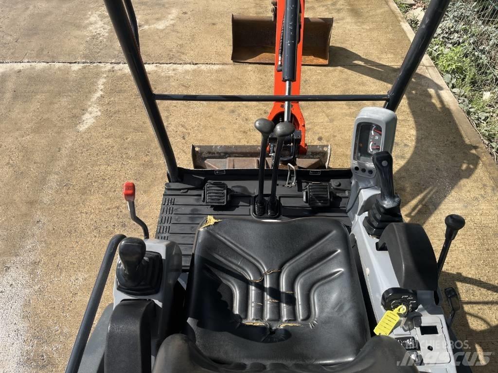 Kubota KX 015-4 Mini kotrók < 7t