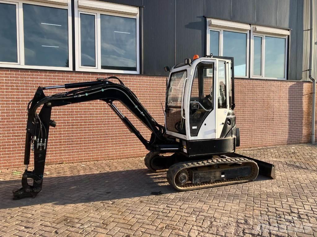 Messersi M28UC Mini kotrók < 7t