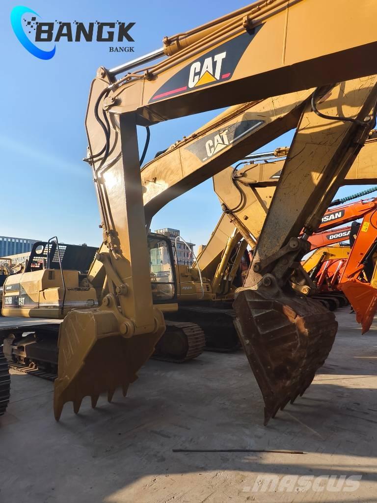 CAT 320 B Lánctalpas kotrók