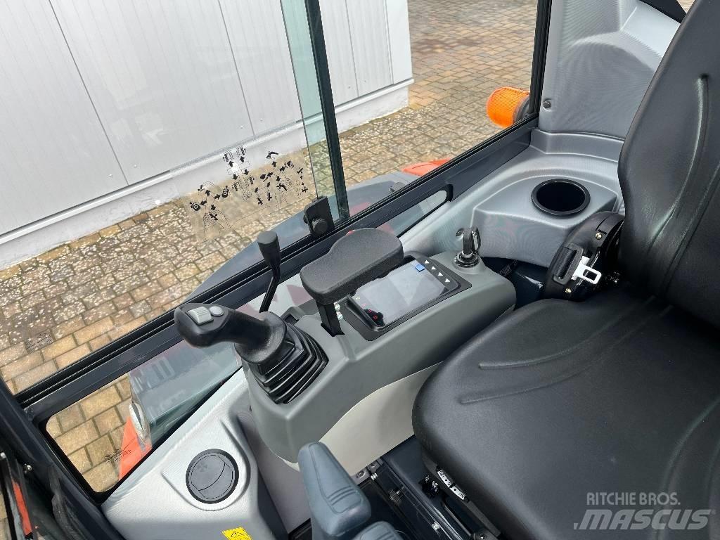 Atlas AC 25 UF Mini kotrók < 7t