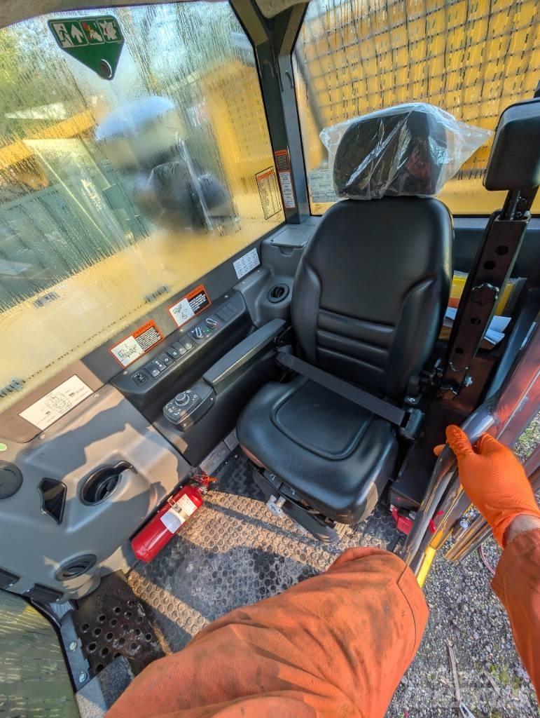 Bell TC7A Lánctalpas dömperek