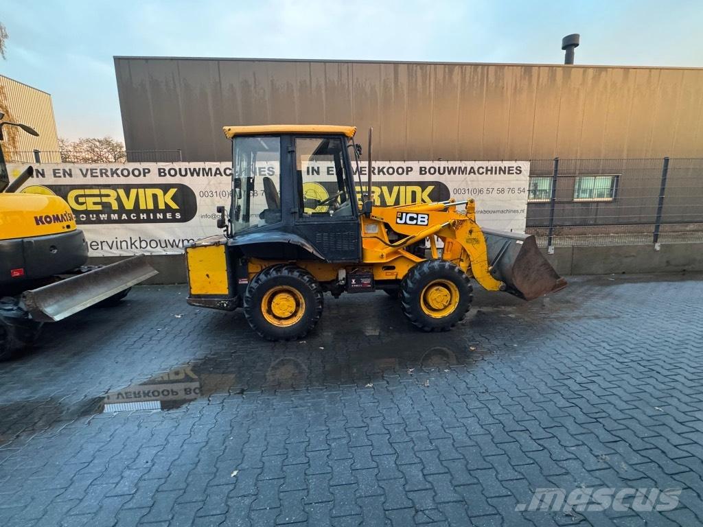JCB 2 CX Airmaster Gumikerekes homlokrakodók