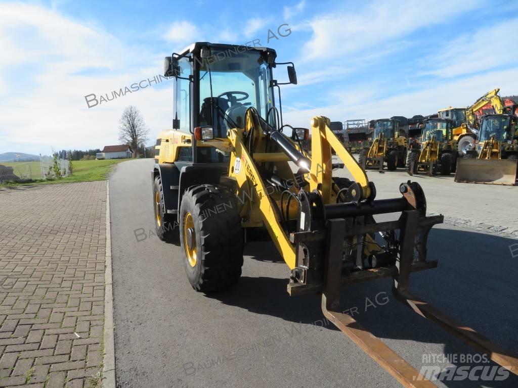 Terex TL 80 Gumikerekes homlokrakodók