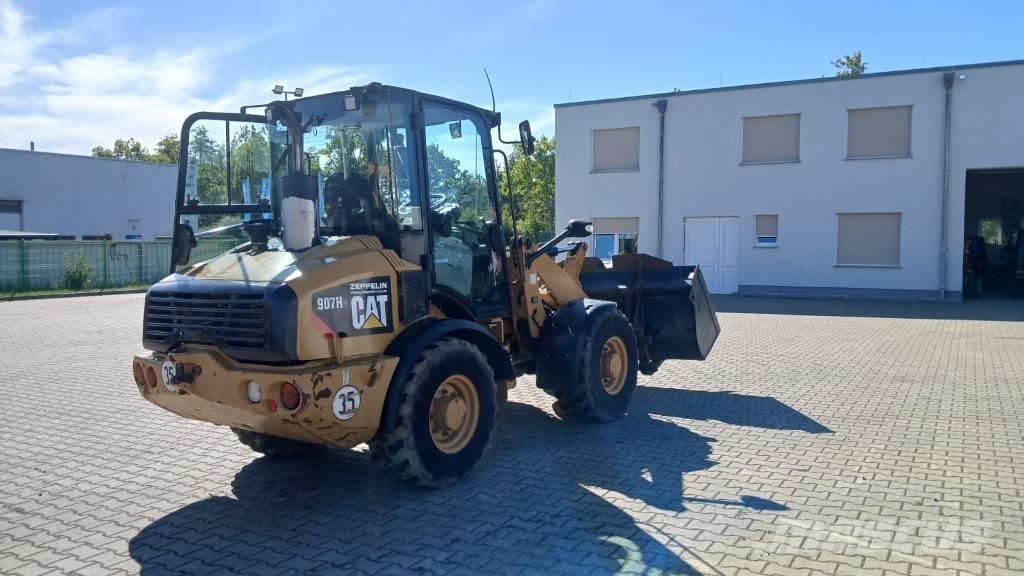CAT 907 H 2 Gumikerekes homlokrakodók