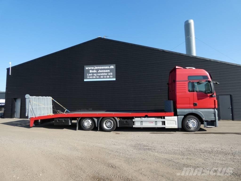 MAN TGX 26.470 Járműszállítók