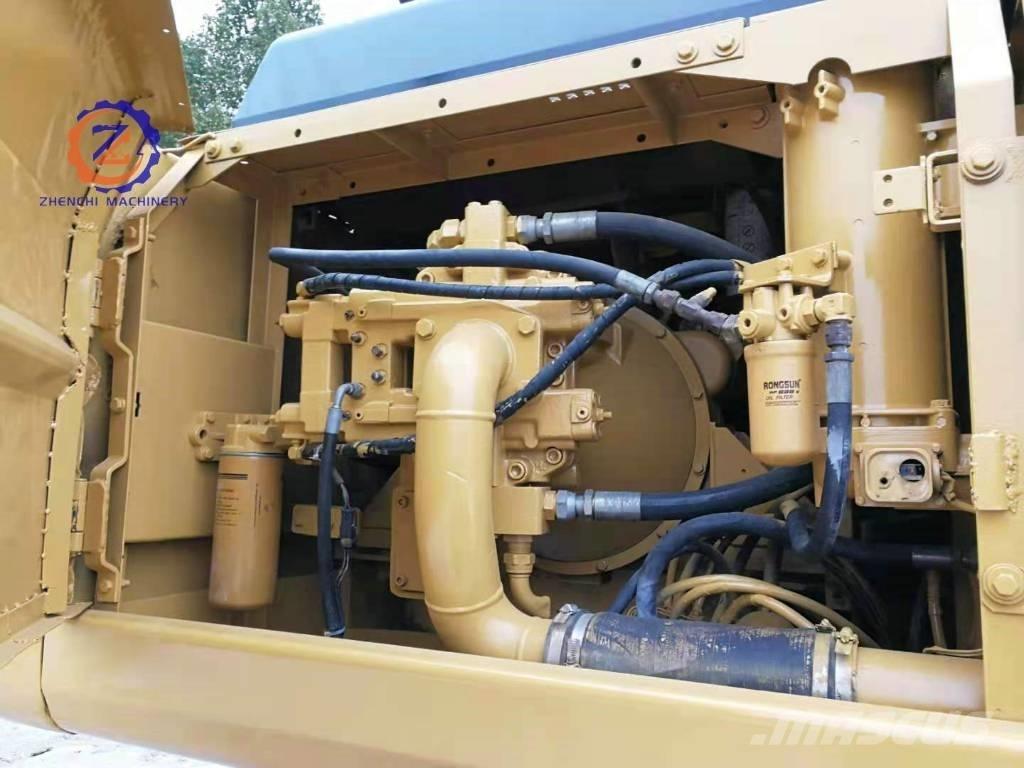 CAT 330 B L Lánctalpas kotrók