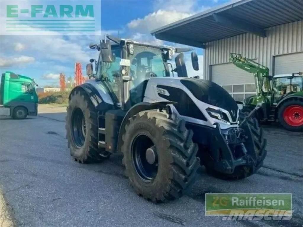 Valtra q265 Traktorok
