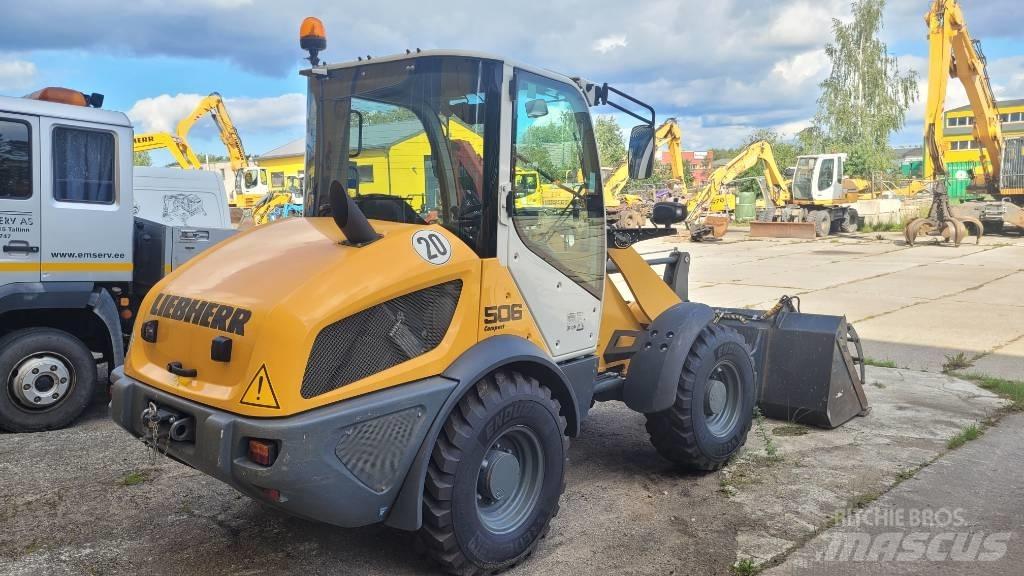 Liebherr L 506 C Gumikerekes homlokrakodók