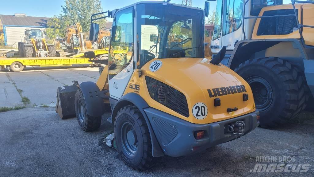Liebherr L 506 C Gumikerekes homlokrakodók