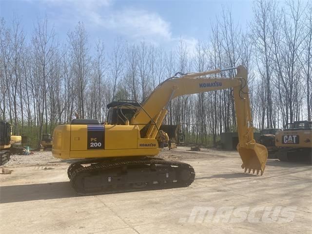 Komatsu PC200-7 Lánctalpas kotrók