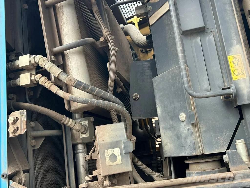Komatsu WA470-7 Gumikerekes homlokrakodók