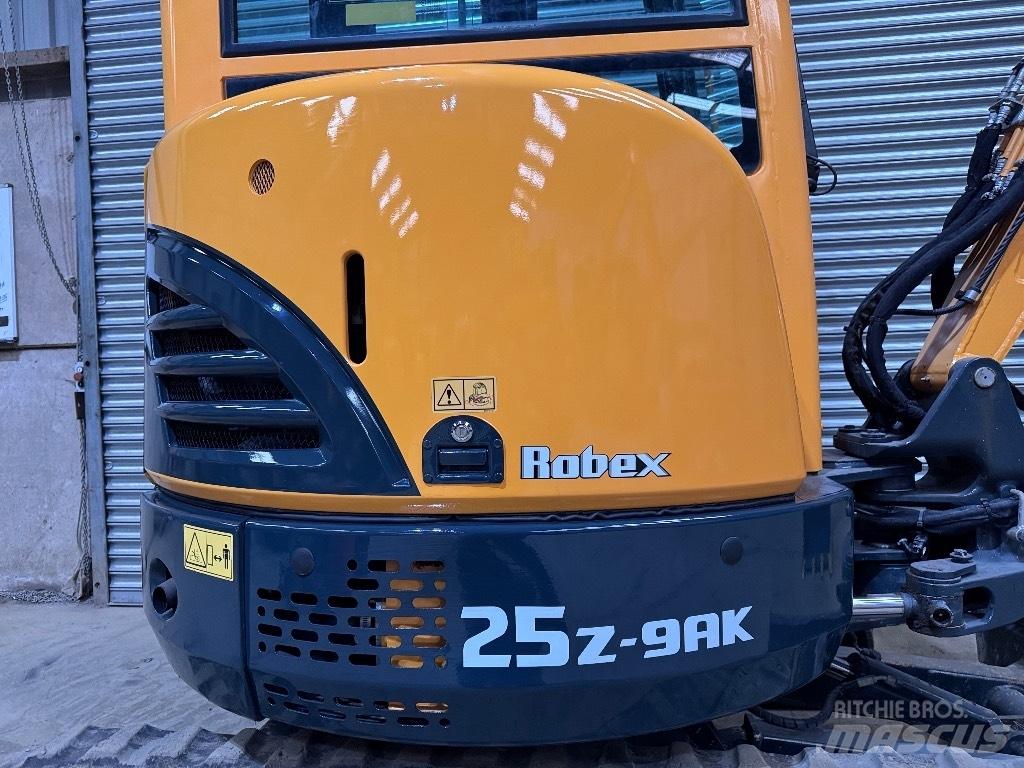 Hyundai R25Z-9 AK Mini kotrók < 7t