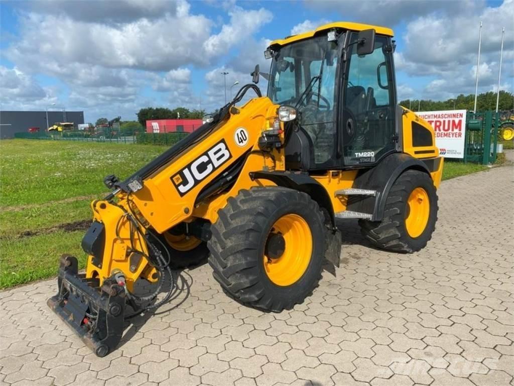 JCB TM 220 - 40 KM/H Teleszkópos mezőgazdasági rakodók