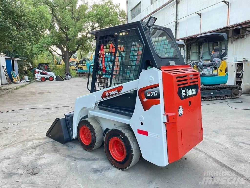 Bobcat S 70 Kompaktrakodók