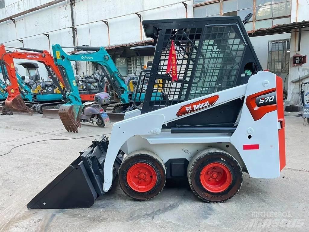 Bobcat S 70 Kompaktrakodók