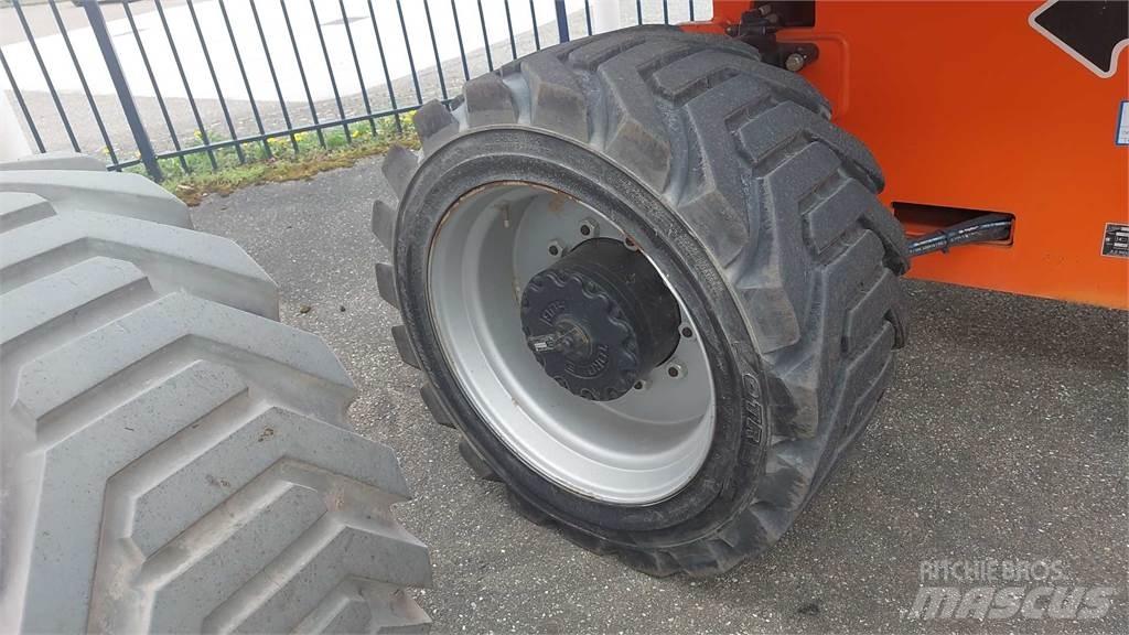 JLG 680SGW+ Teleszkópos emelők