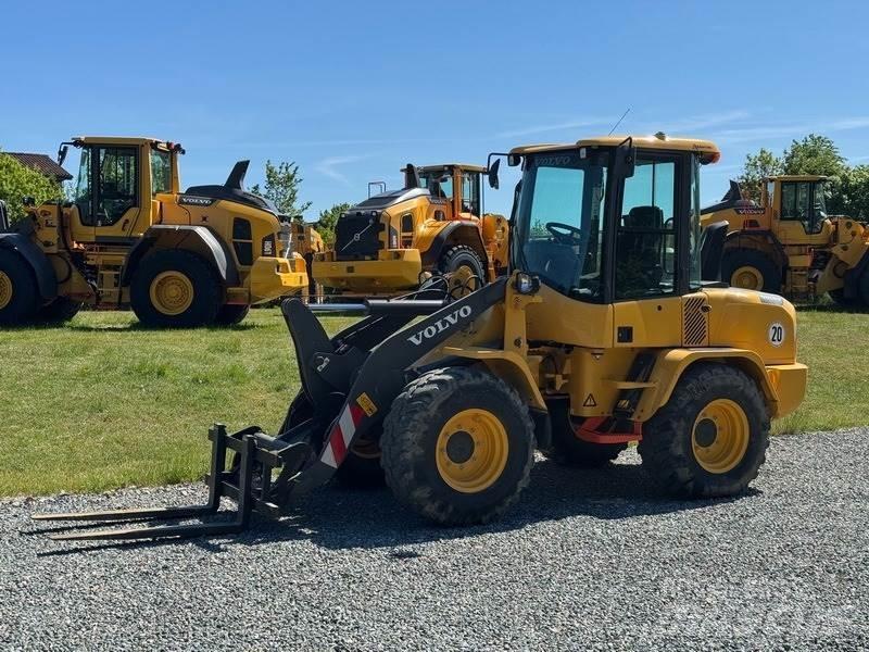 Volvo L 35 G Gumikerekes homlokrakodók