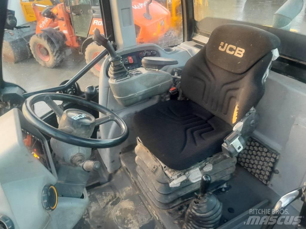 JCB TM 320 Teleszkópos mezőgazdasági rakodók