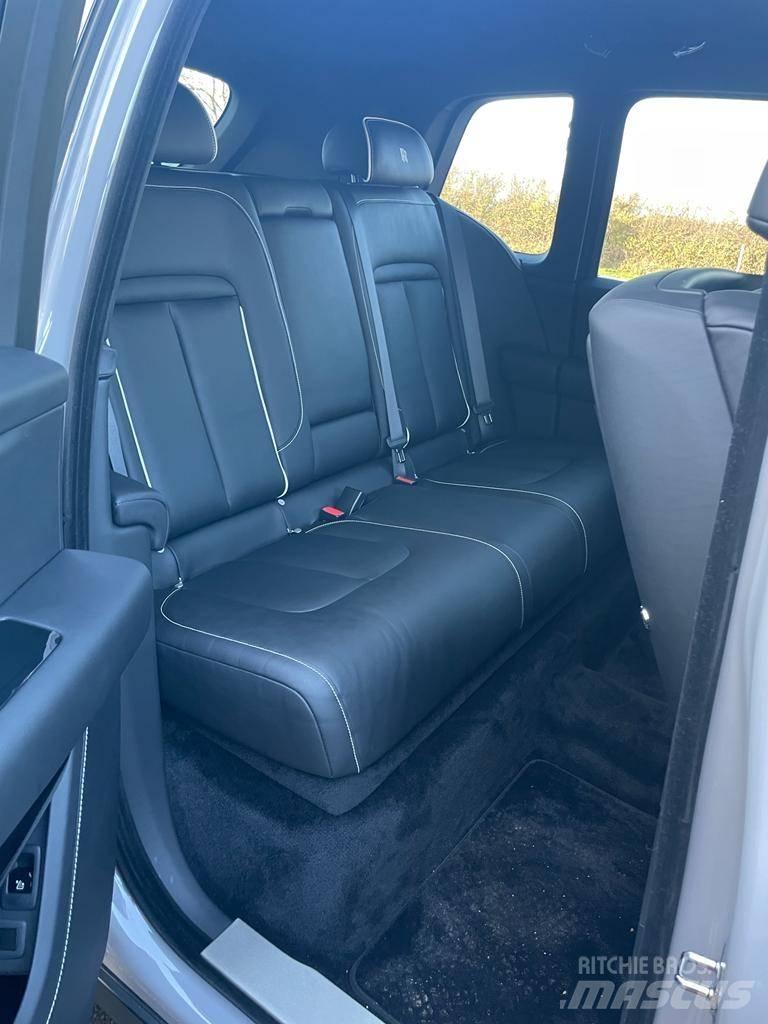 Rolls Royce Cullinan Kistehergépjárművek