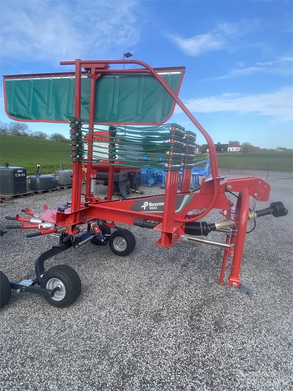 Kverneland 9542 Rendforgatók